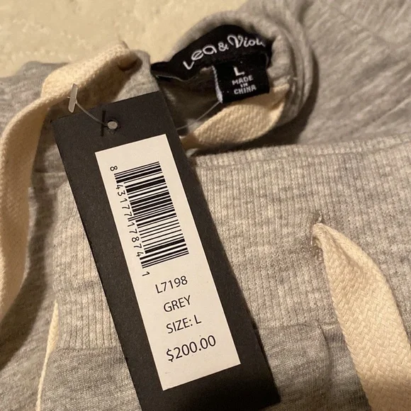 Lea & Viola shorts & Hooded Top set Outfit/loungewear - Picture 4 of 4